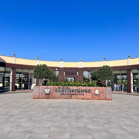 Holidays Homes Rome Golf Appartamenti Marco Simone Aeb Екстер'єр фото